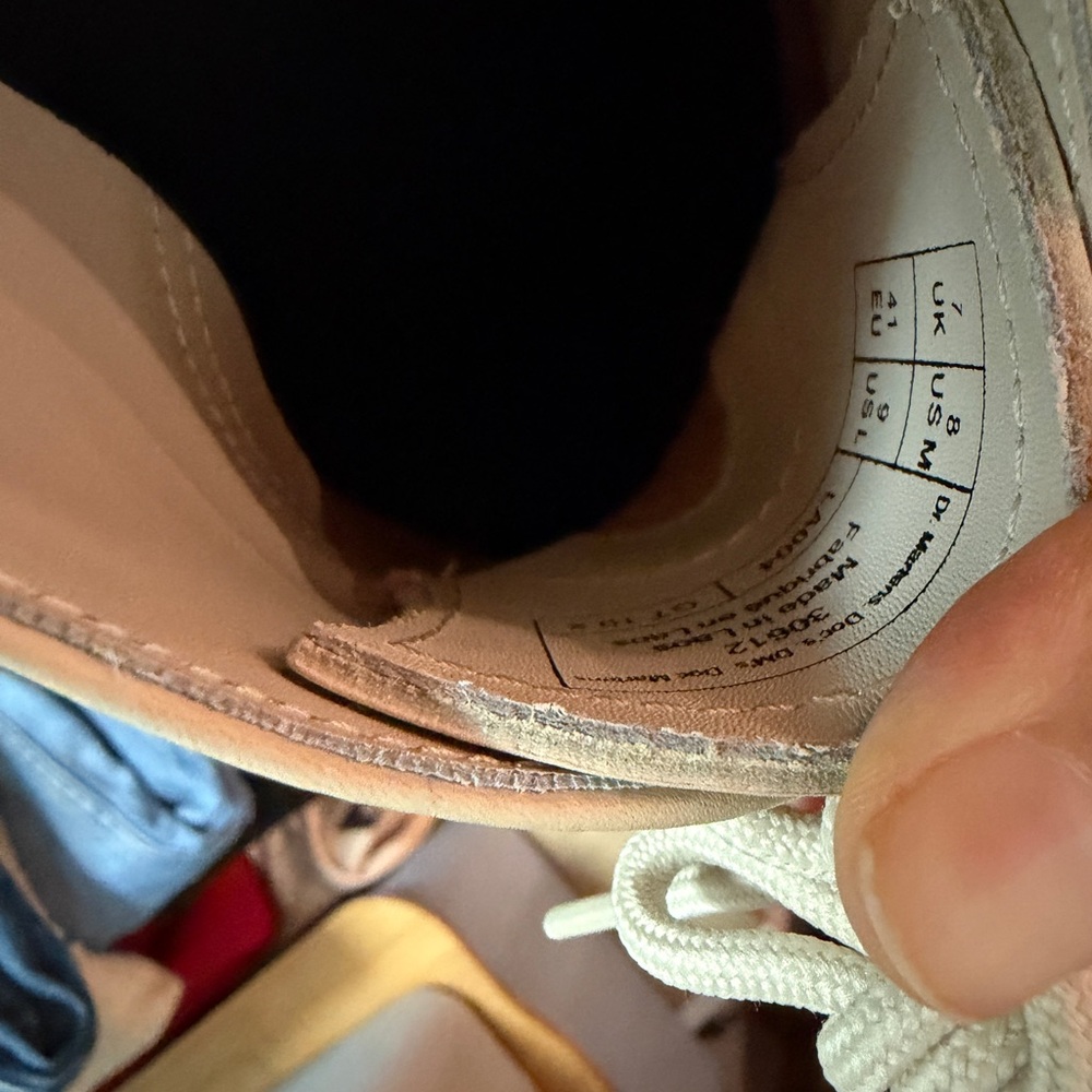 Dr. Martens Beige Leather Lace-Up Shoes - Picture 6 of 7